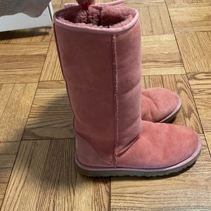 Pink Women’s Classic Tall II UGG boots size 9